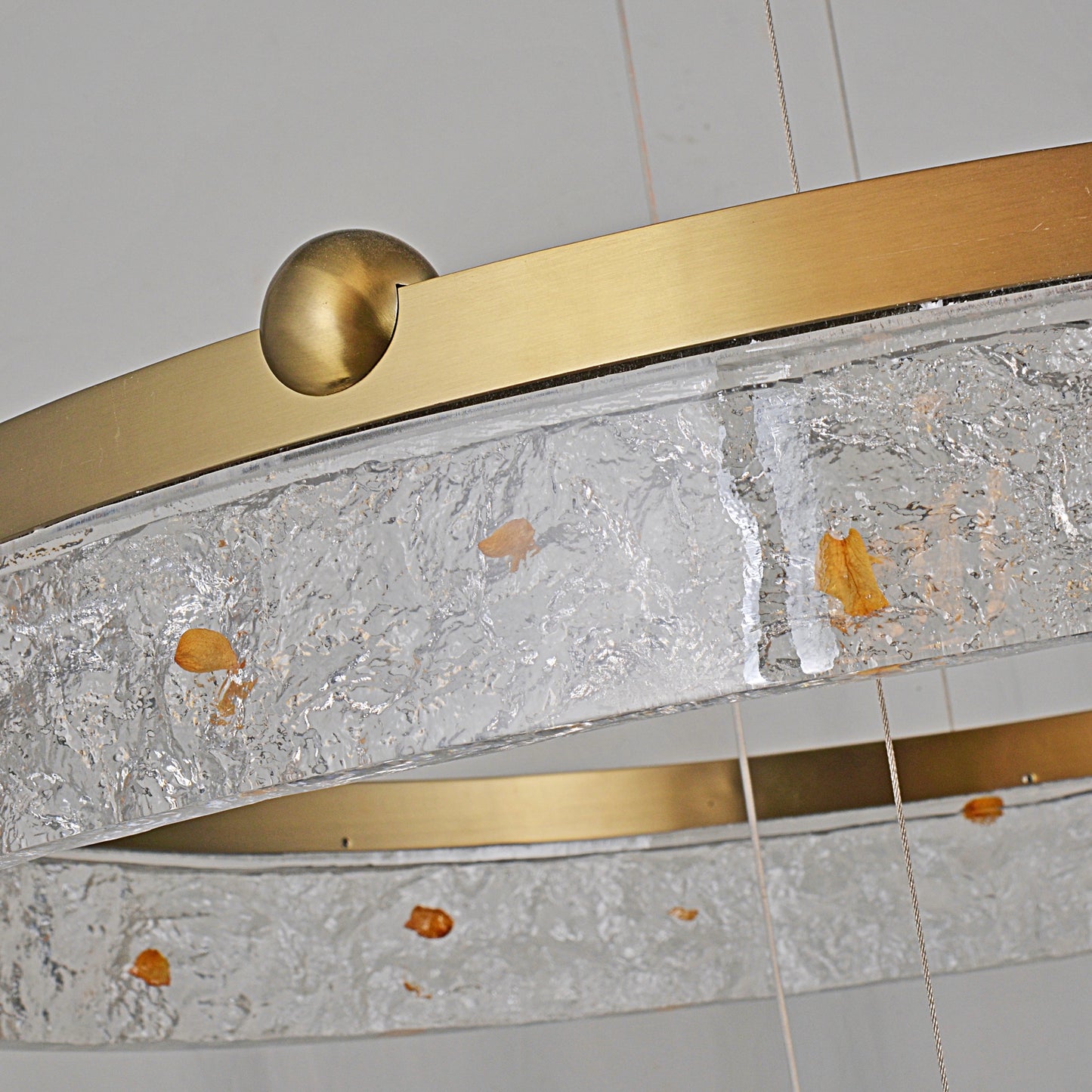Minimalism Resin LED Circle Chandelier